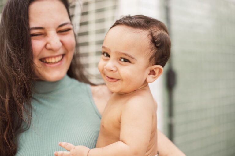 When will baby smile at me? - Featured image